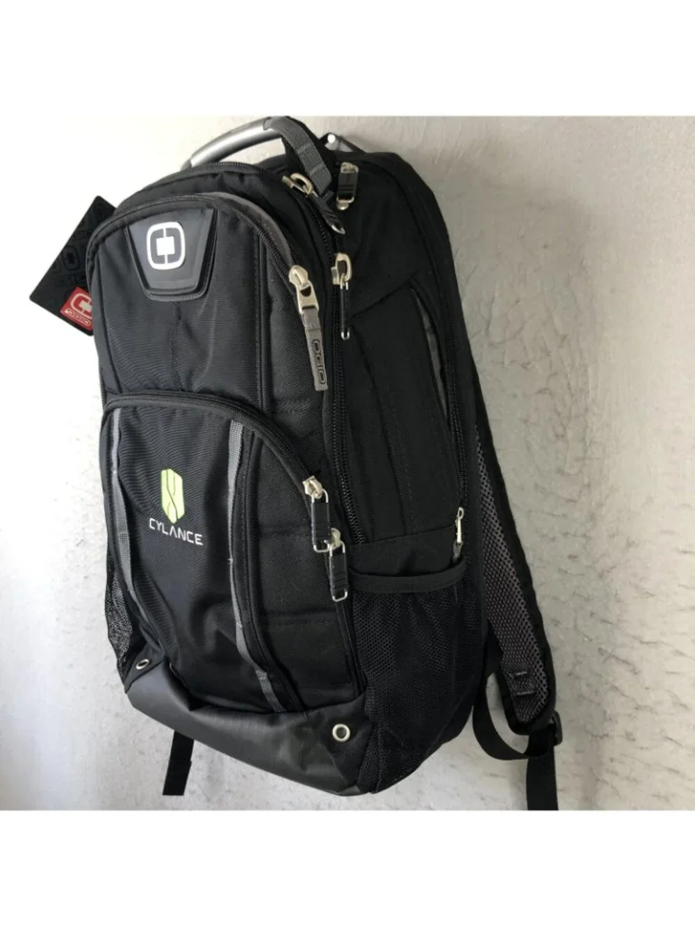 OGIO Black 19